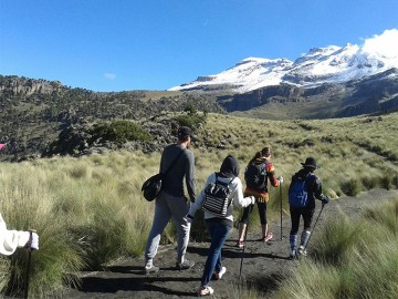  Iztaccihuatl Volcano Hiking Tour